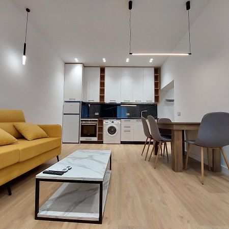 Luxury Apartments Blloku Tirana Exterior photo