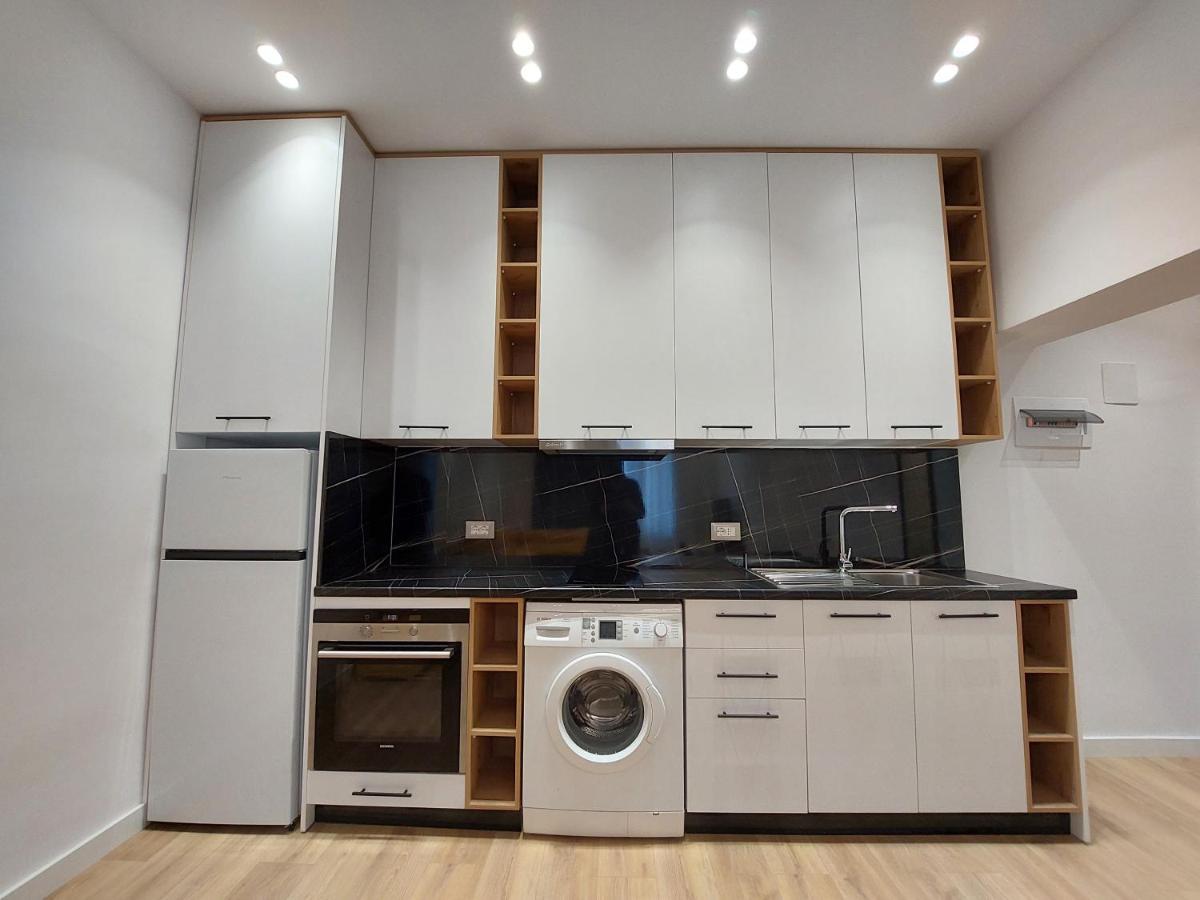 Luxury Apartments Blloku Tirana Exterior photo